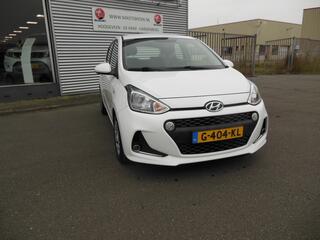 hyundai-i-10-1.0i-comfort-staat-in-