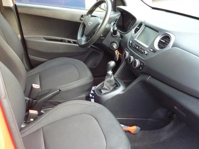 Hyundai I 10 1.0I COMFORT / navigatie /pdc