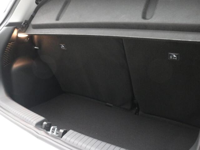 Hyundai I 10 1.0 Comfort Smart / AppleCar Play & Android Auto / DAB / Airco / Cruise Control /