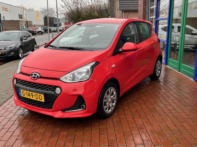 Hyundai I 10 1.0i Comfort Navigatie, airco, sensoren!