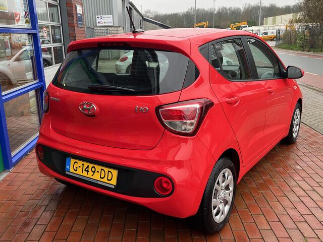 Hyundai I 10 1.0i Comfort Navigatie, airco, sensoren!