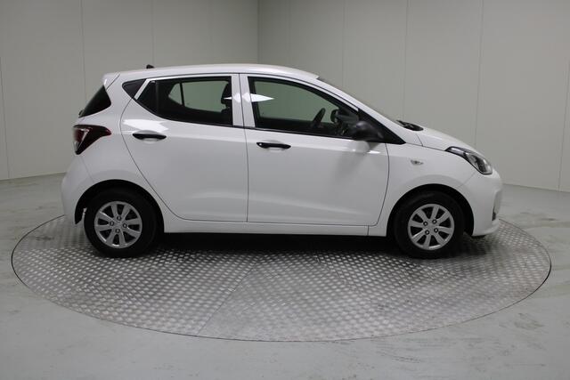 Hyundai I 10 1.0i i-Drive | Radio
