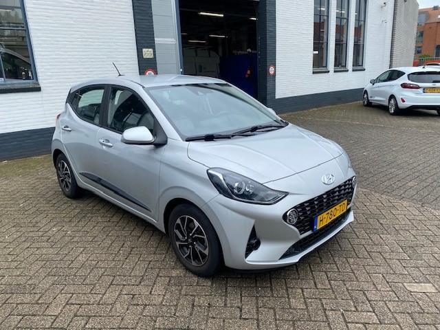 Hyundai I 10 1.0 Premium * NAVI * CAMERA * WEINIG KM'S *