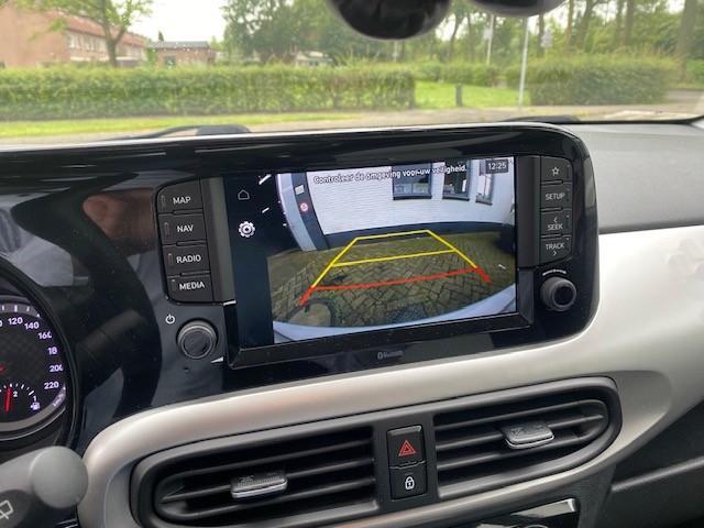 Hyundai I 10 1.0 Premium * NAVI * CAMERA * WEINIG KM'S *