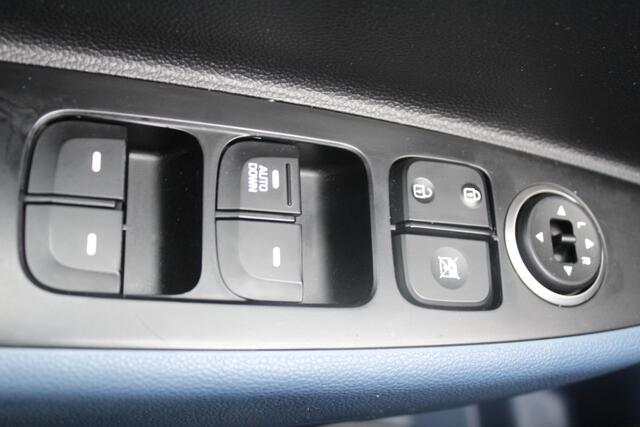Hyundai I 10 1.0i 5p Airco / Navigatie / cruise control / AppleCarPlay/AndroidAuto
