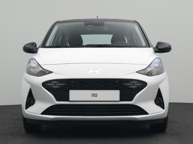 Hyundai I 10 1.0 Premium Met Navigatie, Climate Control en Camera Uit voorraad leverbaar!