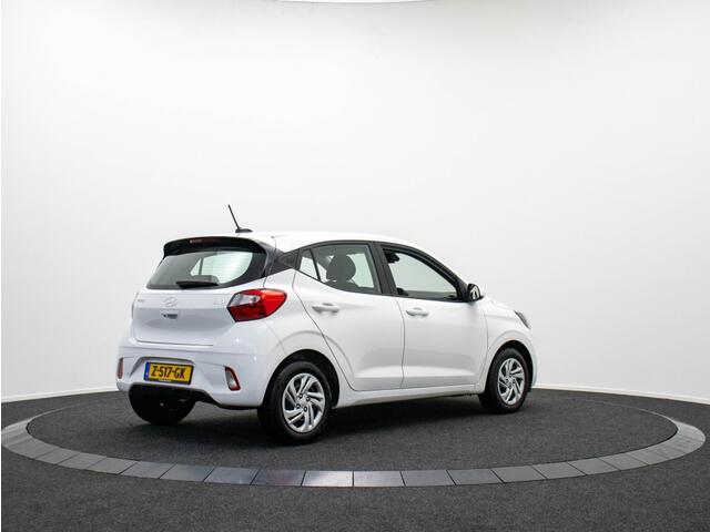 Hyundai I 10 1.0 Comfort Smart | Private lease 309 p.m. | Navigatie