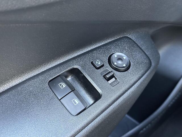 Hyundai I 10 1.0 Comfort 5-zits / ¤2700,- Voordeel / Rijklaarprijs / Direct Leverbaar /