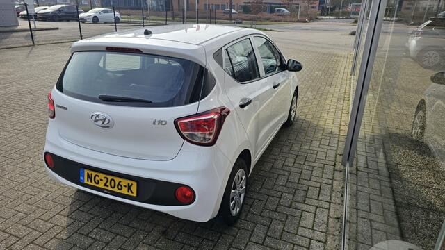 Hyundai I 10 1.0i i-Motion All-seasonbanden | NL auto