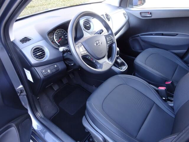 Hyundai I 10 1.0I I-PREMIUM NAVI BLUETOOTH