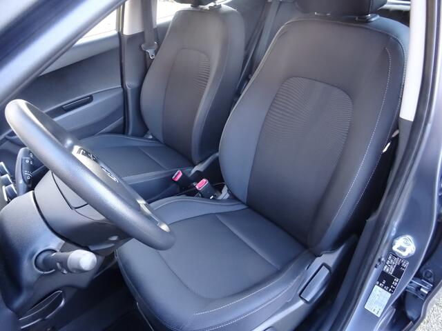 Hyundai I 10 1.0I I-PREMIUM NAVI BLUETOOTH