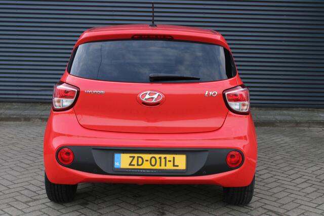 Hyundai I 10 1.0i Premium Clima Navigatie PDC DAB
