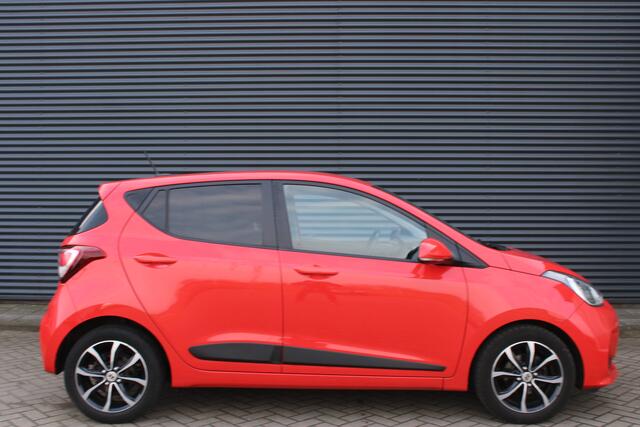 Hyundai I 10 1.0i Premium Clima Navigatie PDC DAB