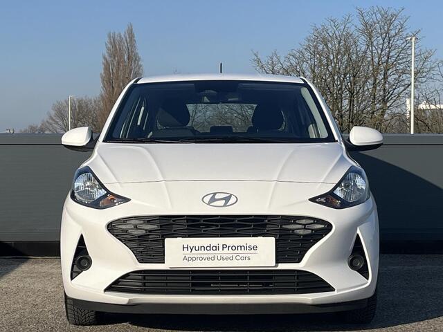Hyundai I 10 5drs 1.0 Comfort Automaat 5-zits | Apple Carplay & Android Auto | Stoel & stuurverwarming | Fabrieksgarantie 02-2029 |