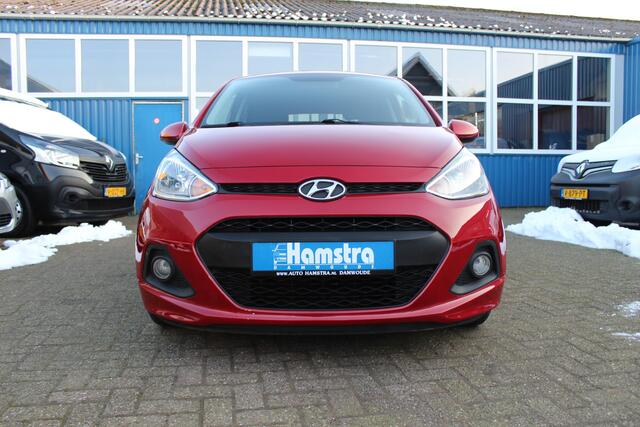 Hyundai I 10 1.2i "Trend" Airco - 5 Deurs !!! 88 Pk