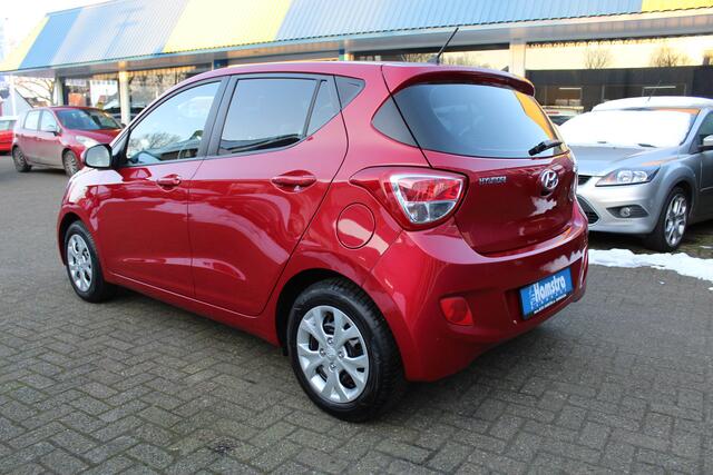 Hyundai I 10 1.2i "Trend" Airco - 5 Deurs !!! 88 Pk
