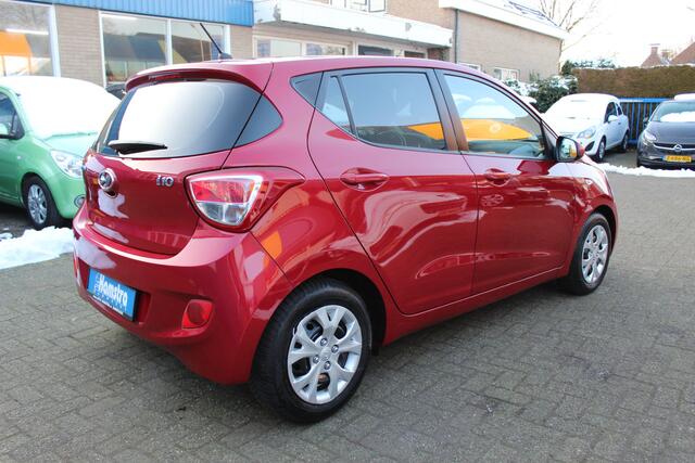 Hyundai I 10 1.2i "Trend" Airco - 5 Deurs !!! 88 Pk