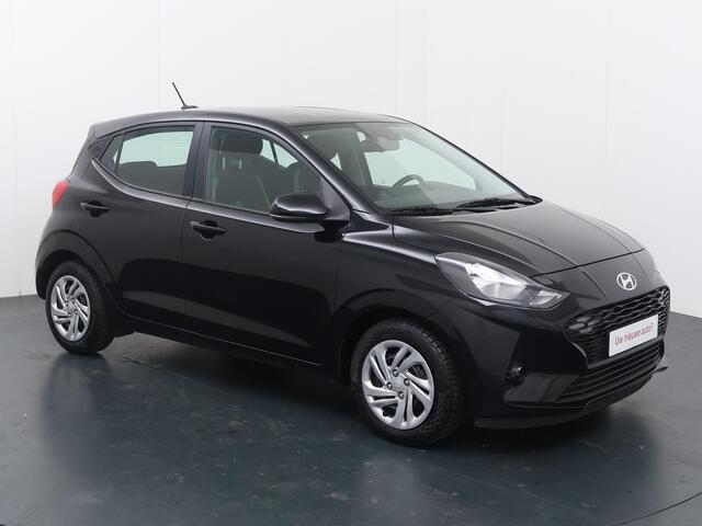 Hyundai I 10 1.0 Comfort | 67 PK | Apple CarPlay / Android Auto | Airconditioning | Cruise control | Bluetooth | Digitale cockpit | Airco | Multifunctioneel stuurwiel | Cruise control | Laneassist | Start/Stop systeem | Automatische verlichting |