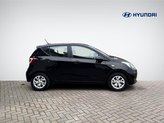 Hyundai I 10 1.0i Comfort 5p. Automaat | Navigatie | Apple Carplay/Android Auto | Cruise Control | Airco | Park. Sensor | Rijklaarprijs!
