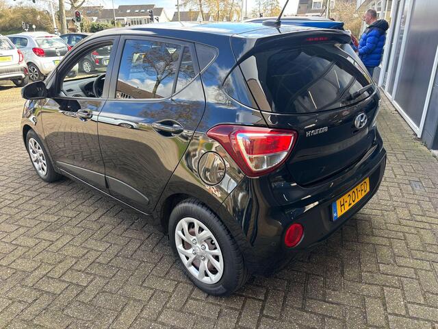 Hyundai I 10 1.0i Premium Airco/ Navigatie/ Cruise/ Apple CarPlay/ Led