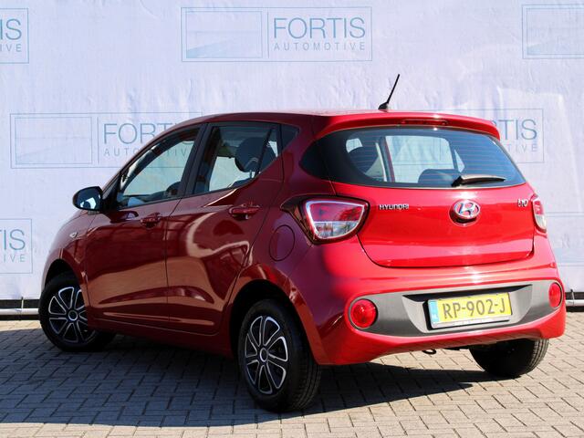 Hyundai I 10 1.0i Comfort NL AUTO | AIRCO | ALL SEASONS | APK T/M 26 | CRUISE |
