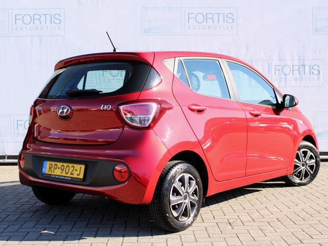 Hyundai I 10 1.0i Comfort NL AUTO | AIRCO | ALL SEASONS | APK T/M 26 | CRUISE |