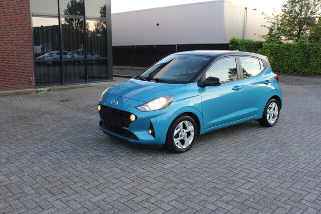 Hyundai I 10 1.0 Premium Clima-Cruise-Navi-Camera