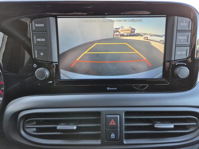 Hyundai I 10 1.0 T-GDI N Line 5-zits Handgeschakeld / Stuur-, en Stoelverwarming / Climate control / Achteruitrijcamera / Lichtmetalen wielen 16" / Navigatie via Apple Carplay of Android Auto /