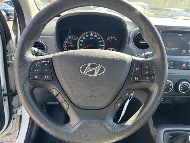 Hyundai I 10 5DRS 1.0i Comfort Carplay / All-Seasons / Parkeersensoren