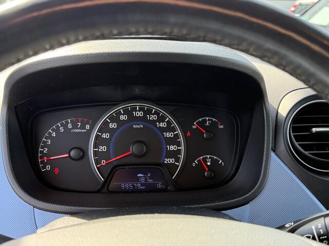 Hyundai I 10 1.0i i-Motion Yes! | Airco | Cruise control | Stoel/Stuurverwarming | 1e eigenaar | Alu velgen