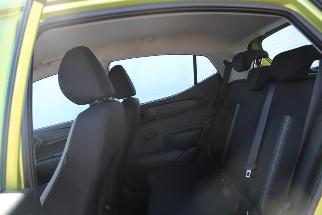 Hyundai I 10 1.0 Comfort 5-zits Airco l Cruise control l Navigatie l AppleCarPlay/AndroidAuto l Parkeer camera