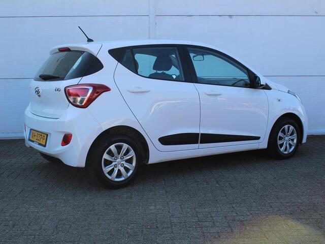 Hyundai I 10 1.0i i-Motion Comfort / Climate Control / Cruise Control / Radio-/CD-Speler / Elektrische Ramen Voor & Achter / USB /