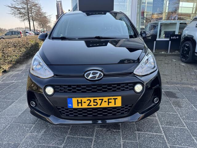 Hyundai I 10 1.0i i-Motion Comfort | Stoel/Stuurverwarming | LM Velgen | Navigatie | Climate Control | Cruise Control | Enz...