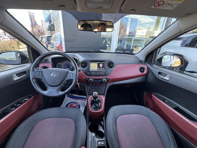Hyundai I 10 1.0i i-Motion Comfort | Stoel/Stuurverwarming | LM Velgen | Navigatie | Climate Control | Cruise Control | Enz...