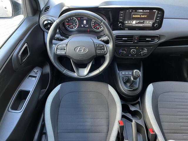 Hyundai I 10 5drs 1.0 Premium 30th Anniversary edition | Navigatie | Adaptieve koplampen | Camera & Parkeerhulp | 16'' lmv | donker getint glas |