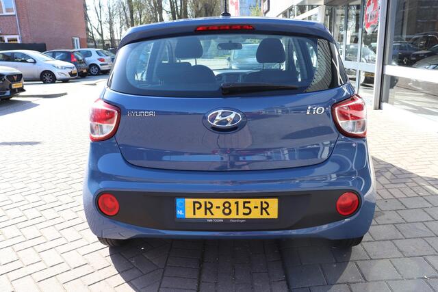 Hyundai I 10 1.0i Comfort. Navigatie, lage km stand!