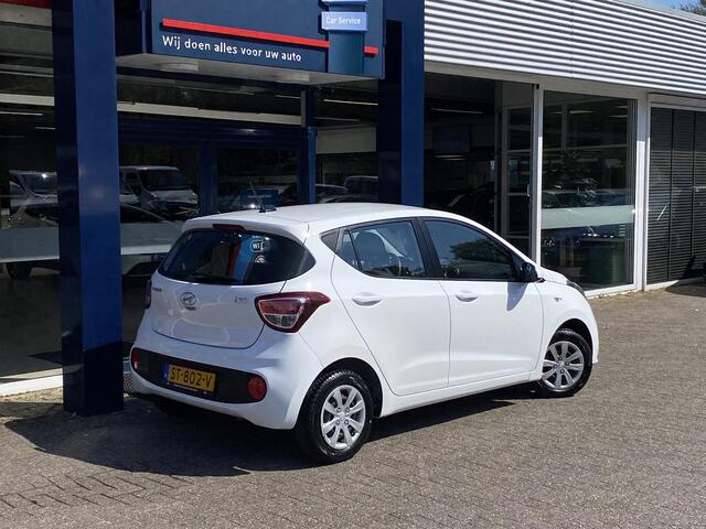 Hyundai I 10 1.0i Comfort / 5-Deurs / NL-Auto / 47.000 Km / 1e-Eigenaar / Apple-Carplay & Aindroid-Auto / DAB / Radio-Bluetooth / Navi / Airco / Cruise-Control / ELKTR-Pakket / ENZ.