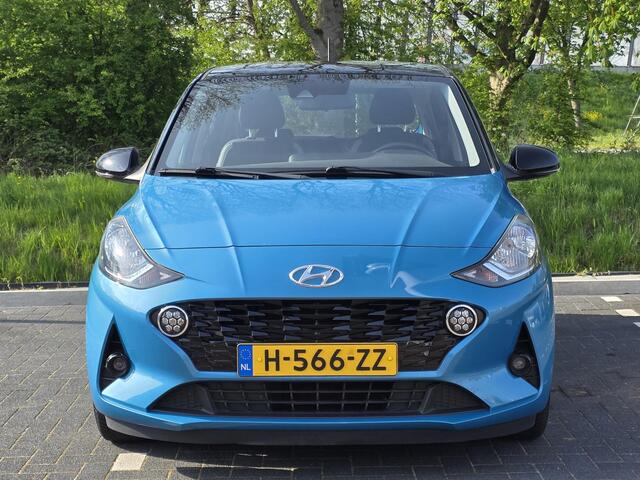 Hyundai I 10 5drs 1.0 67 PK Comfort | Afneembare trekhaak voor fietsendrager | Contrasterende dakkleur | Apple Carplay & Android Auto | Allseason banden | | Armsteun voor |