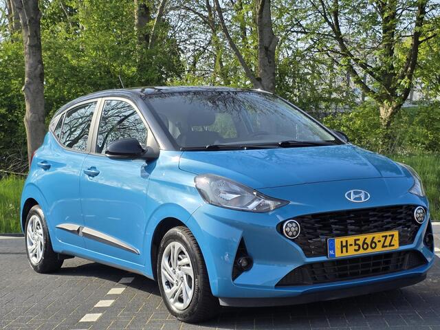 Hyundai I 10 5drs 1.0 67 PK Comfort | Afneembare trekhaak voor fietsendrager | Contrasterende dakkleur | Apple Carplay & Android Auto | Allseason banden | | Armsteun voor |
