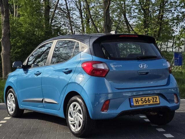 Hyundai I 10 5drs 1.0 67 PK Comfort | Afneembare trekhaak voor fietsendrager | Contrasterende dakkleur | Apple Carplay & Android Auto | Allseason banden | | Armsteun voor |