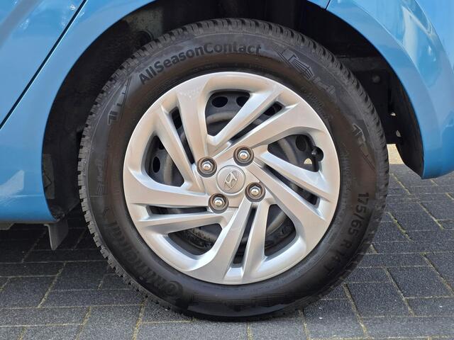 Hyundai I 10 5drs 1.0 67 PK Comfort | Afneembare trekhaak voor fietsendrager | Contrasterende dakkleur | Apple Carplay & Android Auto | Allseason banden | | Armsteun voor |