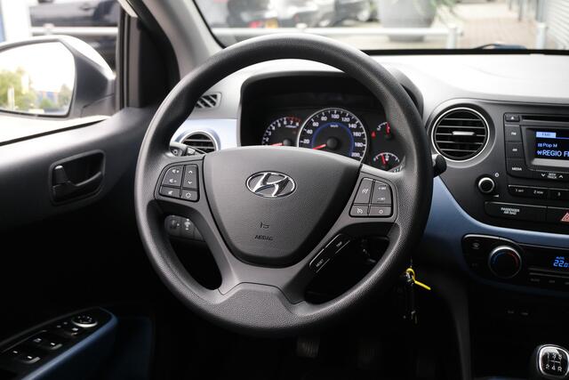 Hyundai I 10 BWJ 2017 | 1.0i 66PK i-Motion Comfort | NWE APK | | CLIMA | CRUISE | RADIO/CD | EL RAMEN | EL SPIEGELS |