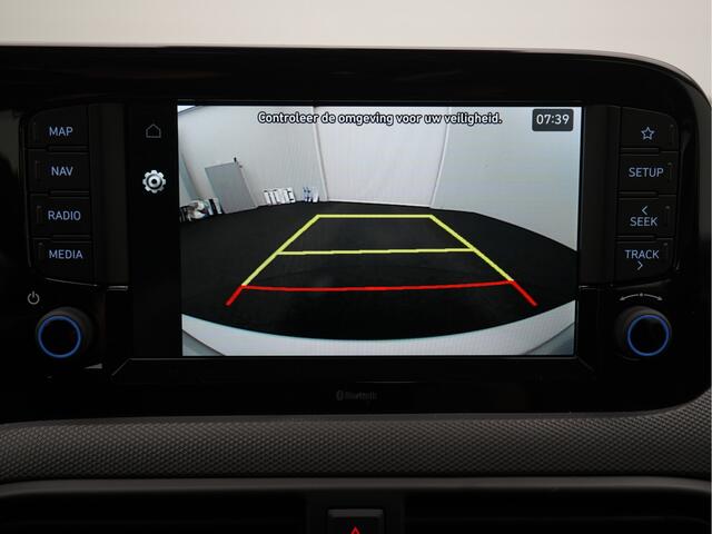 Hyundai I 10 1.0 Comfort Smart 5-zits 5-persoons met Navigatie, Airconditioning en Camera Uit voorraad leverbaar!