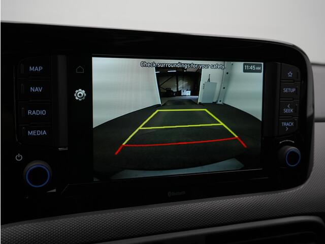 Hyundai I 10 1.0 62 pk Comfort | Achteruitrijcamera | Navigatie | Cruise Control | DAB radio | Airconditioning | Multifunctioneel stuurwiel |