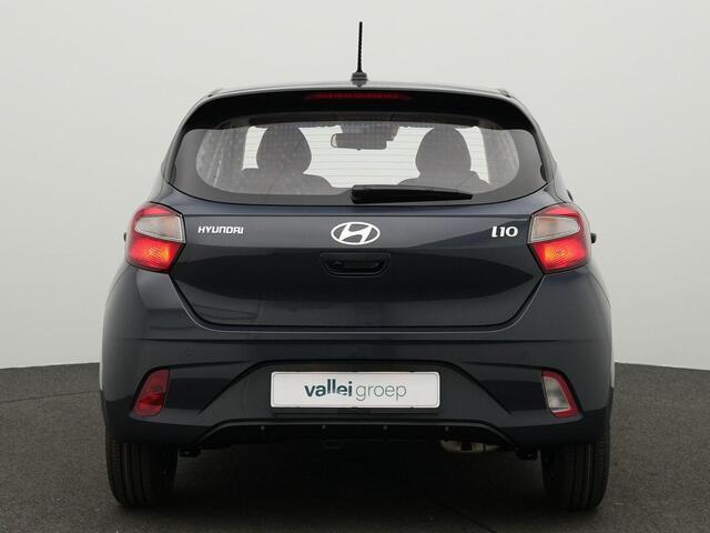 Hyundai I 10 1.0 62 pk Comfort | Achteruitrijcamera | Navigatie | Cruise Control | DAB radio | Airconditioning | Multifunctioneel stuurwiel |