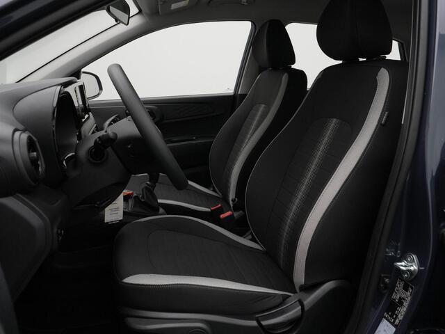 Hyundai I 10 1.0 62 pk Comfort | Achteruitrijcamera | Navigatie | Cruise Control | DAB radio | Airconditioning | Multifunctioneel stuurwiel |