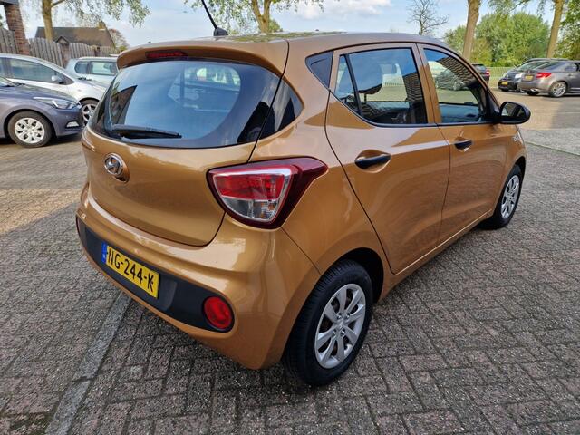 Hyundai I 10 1.0i i-Motion 5-drs Airco NL-auto