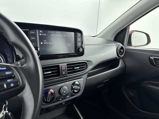 Hyundai I 10 1.0 Comfort 5-zits Automaat | NL-Auto | Parkeersensoren achter | Apple Carplay /- Android Auto |