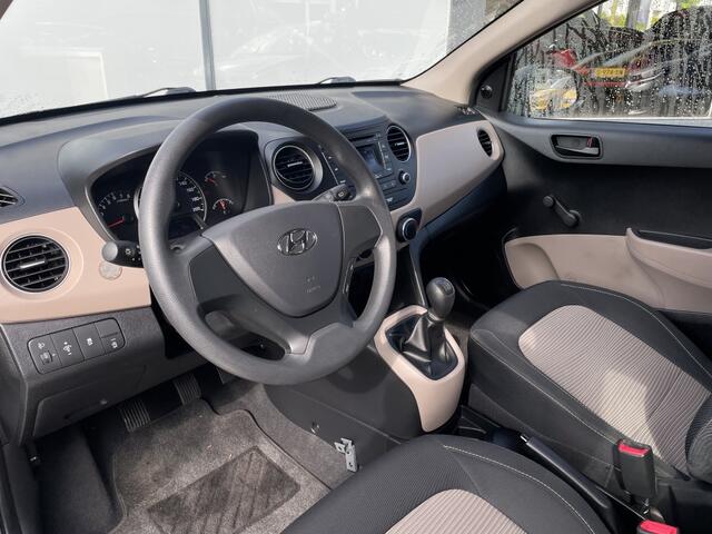 Hyundai I 10 1.0i i-Drive | Uniek lage km stand | NL Auto