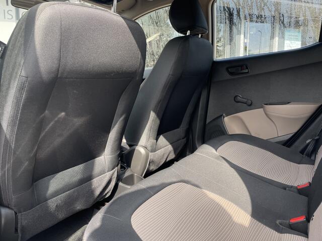 Hyundai I 10 1.0i i-Drive | Uniek lage km stand | NL Auto